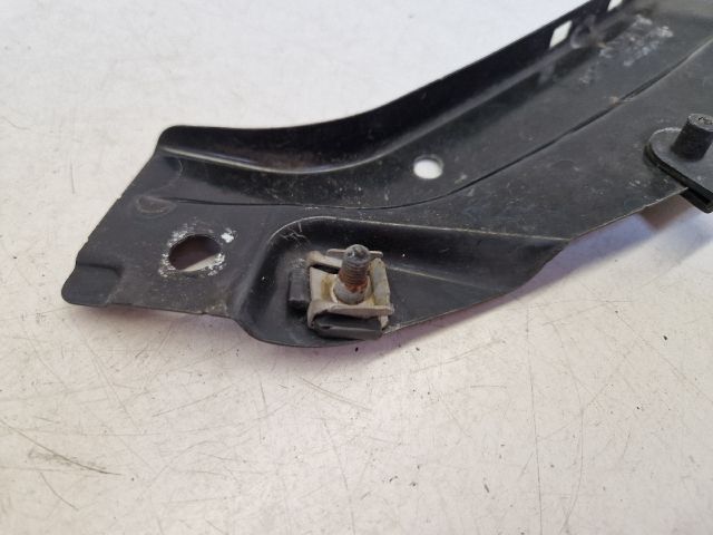 bontott VW POLO V Bal Fényszóró Tartó