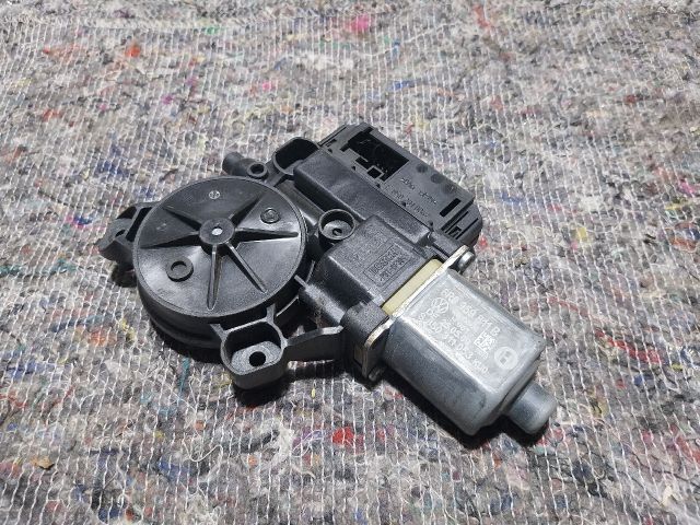 bontott VW POLO V Bal hátsó Ablakemelő Motor