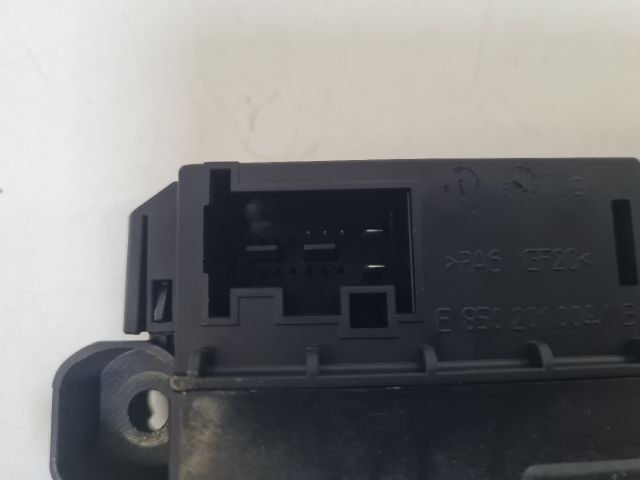 bontott VW POLO V Bal hátsó Ablakemelő Motor