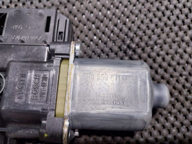 bontott VW POLO V Bal hátsó Ablakemelő Motor