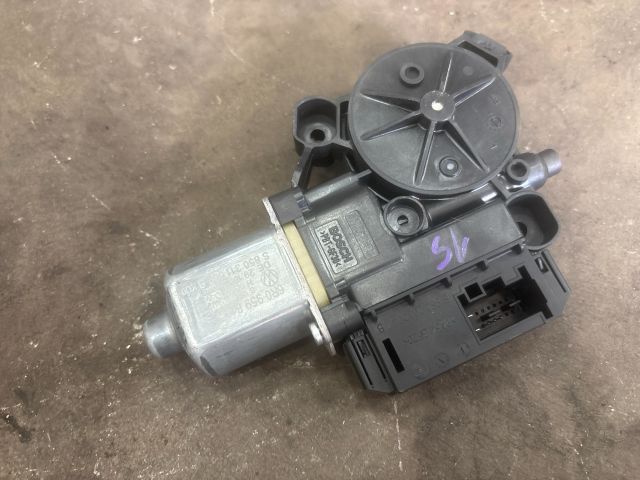 bontott VW POLO V Bal hátsó Ablakemelő Motor