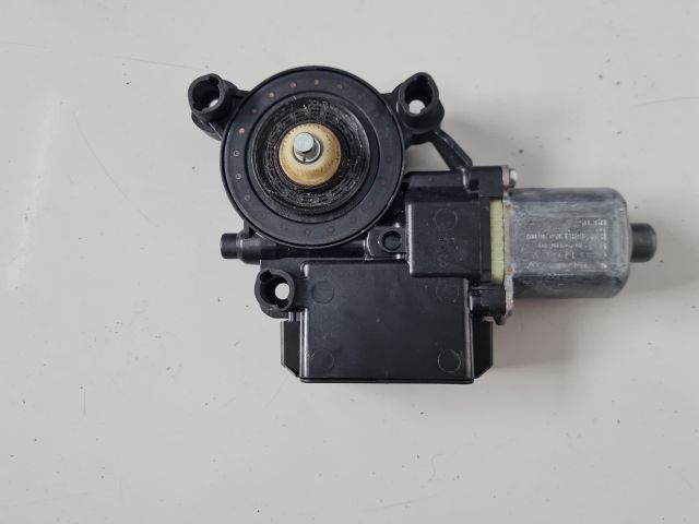 bontott VW POLO V Bal hátsó Ablakemelő Motor