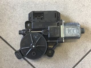 bontott VW POLO V Bal hátsó Ablakemelő Motor