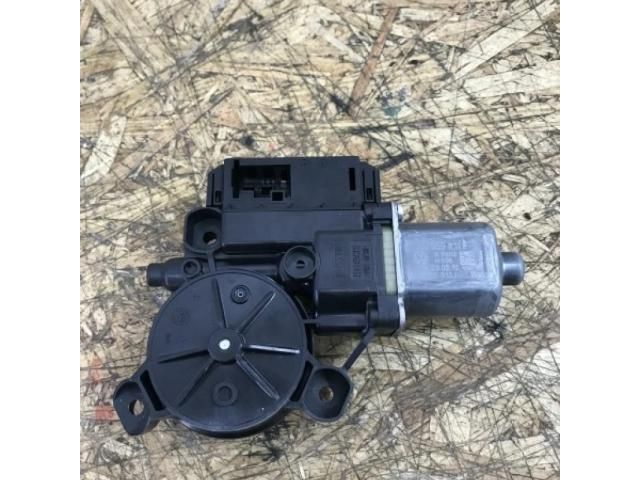 bontott VW POLO V Bal hátsó Ablakemelő Motor