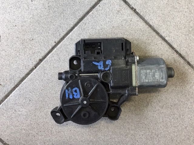 bontott VW POLO V Bal hátsó Ablakemelő Motor