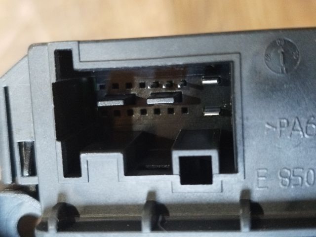 bontott VW POLO V Bal hátsó Ablakemelő Motor