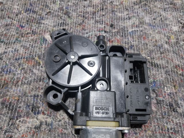 bontott VW POLO V Bal hátsó Ablakemelő Motor