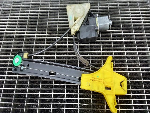 bontott VW POLO V Bal hátsó Ablakemelő Szerkezet (Elektromos)