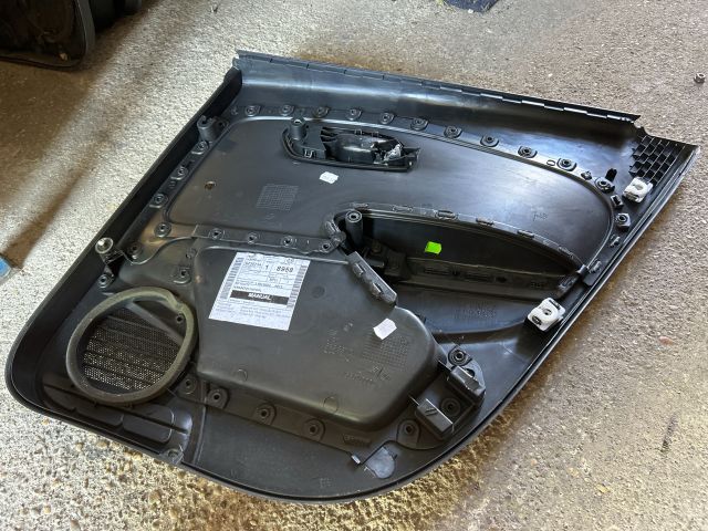 bontott VW POLO V Bal hátsó Ajtó Kárpit