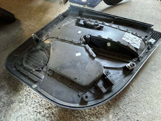 bontott VW POLO V Bal hátsó Ajtó Kárpit