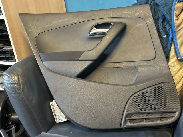 bontott VW POLO V Bal hátsó Ajtó Kárpit