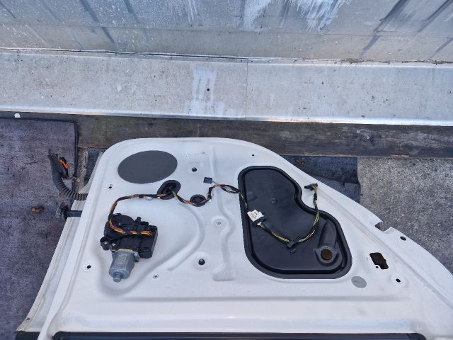 bontott VW POLO V Bal hátsó Ajtó (Részeivel)