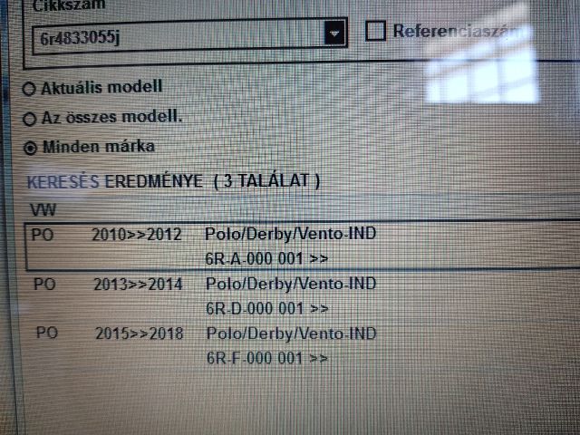 bontott VW POLO V Bal hátsó Ajtó (Részeivel)