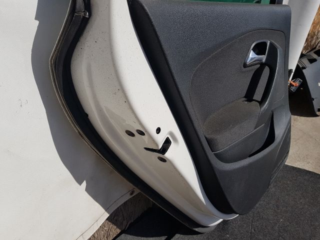 bontott VW POLO V Bal hátsó Ajtó (Részeivel)
