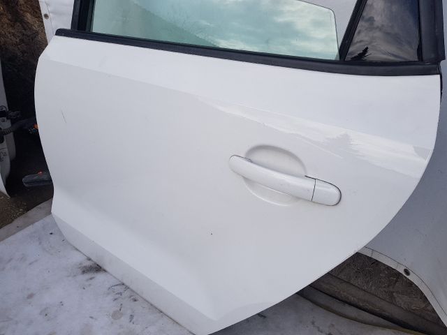 bontott VW POLO V Bal hátsó Ajtó (Üres lemez)
