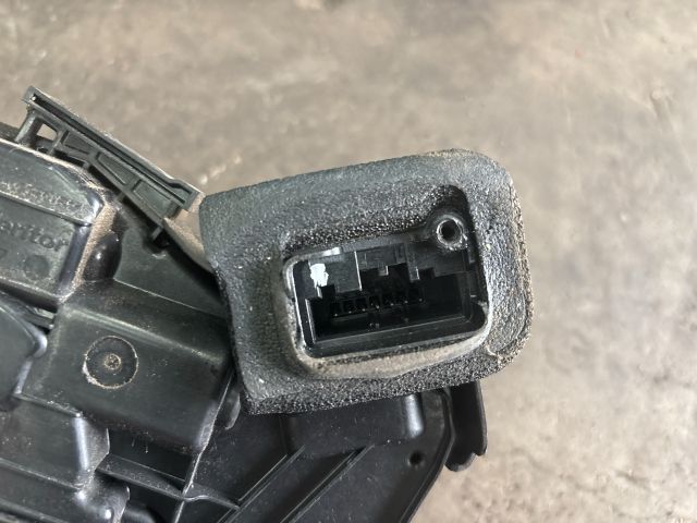 bontott VW POLO V Bal hátsó Ajtózár