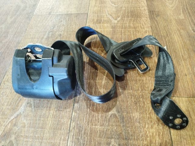 bontott VW POLO V Bal hátsó Biztonsági Öv