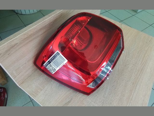 bontott VW POLO V Bal Hátsó Lámpa