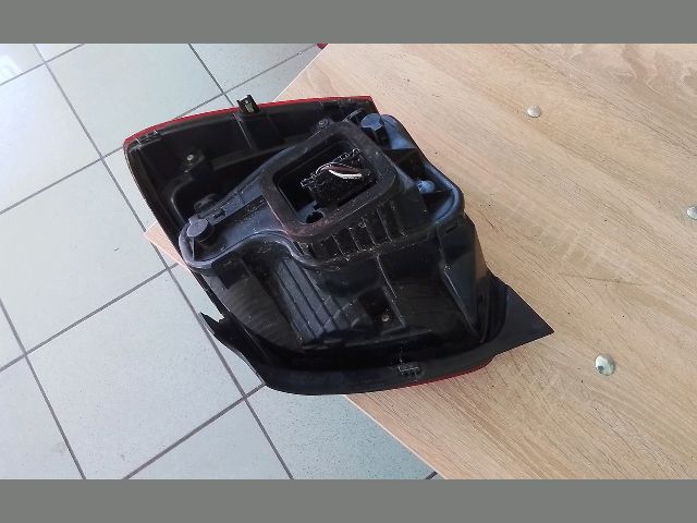 bontott VW POLO V Bal Hátsó Lámpa