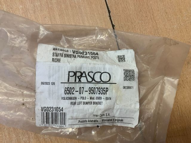 bontott VW POLO V Bal hátsó Lökhárító Tartó (Műanyag)