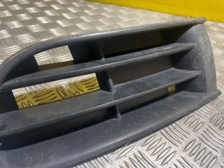 bontott VW POLO V Bal Ködlámpa Rács