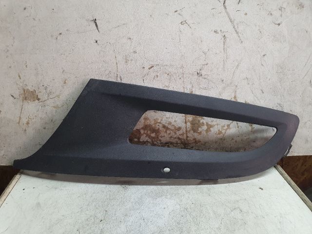 bontott VW POLO V Bal Ködlámpa Rács