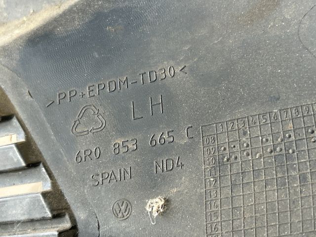 bontott VW POLO V Bal Ködlámpa Rács