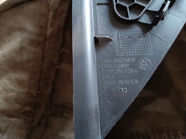 bontott VW POLO V Bal Műszerfal Oldalkárpit