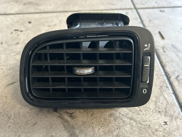 bontott VW POLO V Bal Szellőző