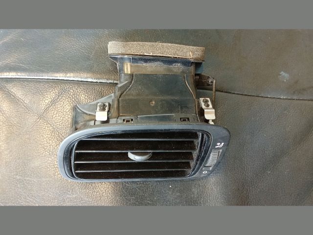 bontott VW POLO V Bal Szellőző