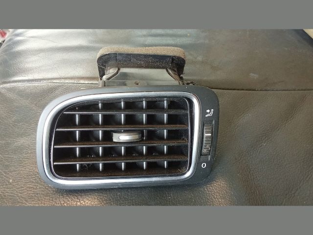 bontott VW POLO V Bal Szellőző