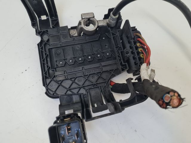 bontott VW POLO V Biztosítéktábla Fedél