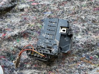 bontott VW POLO V Biztosítéktábla Fedél