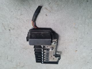 bontott VW POLO V Biztosítéktábla Motortér