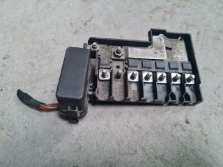 bontott VW POLO V Biztosítéktábla Motortér