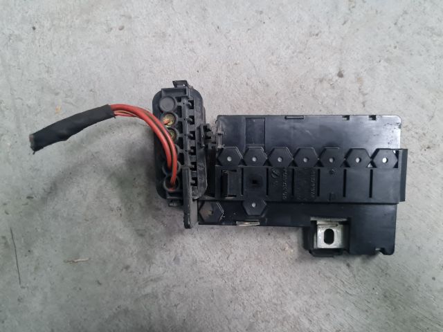 bontott VW POLO V Biztosítéktábla Motortér