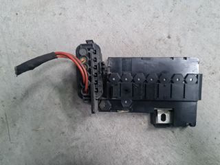 bontott VW POLO V Biztosítéktábla Motortér