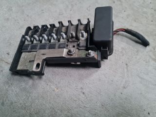 bontott VW POLO V Biztosítéktábla Motortér