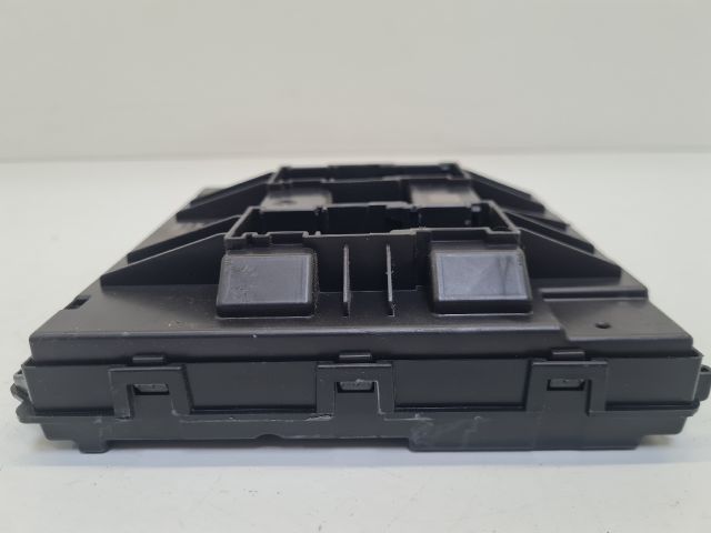 bontott VW POLO V Biztosítéktábla Utastér