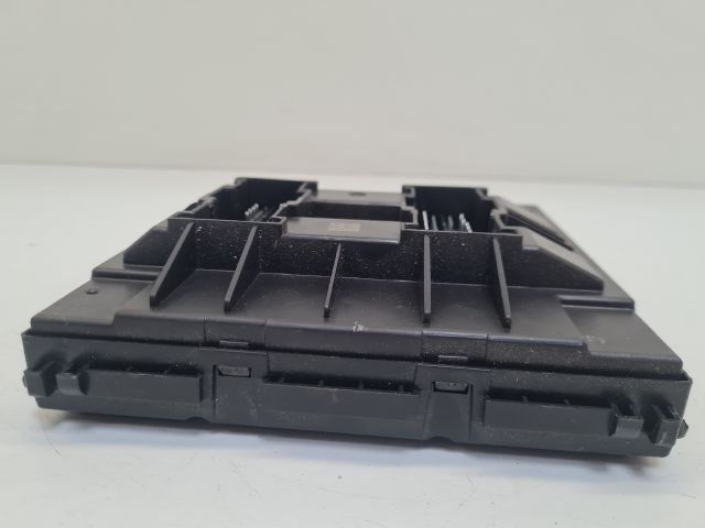 bontott VW POLO V Biztosítéktábla Utastér