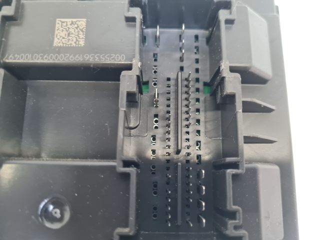 bontott VW POLO V Biztosítéktábla Utastér