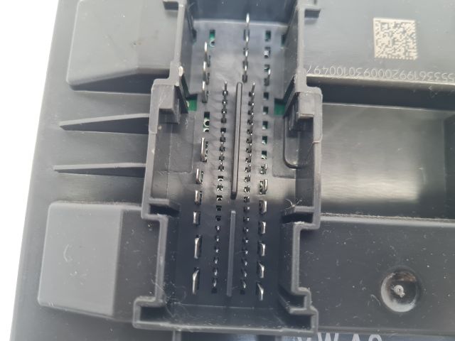 bontott VW POLO V Biztosítéktábla Utastér