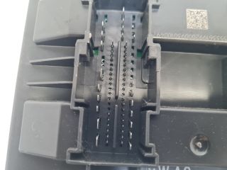 bontott VW POLO V Biztosítéktábla Utastér