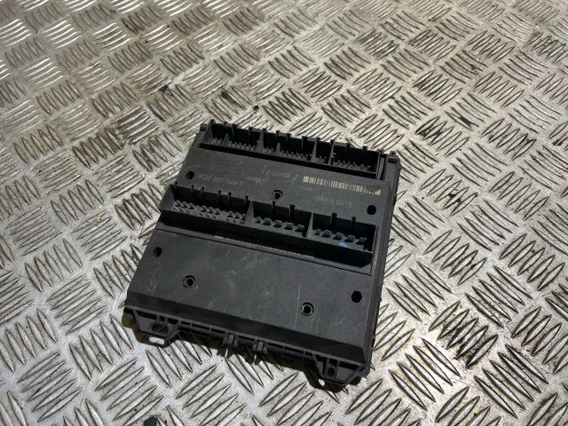 bontott VW POLO V Biztosítéktábla Utastér