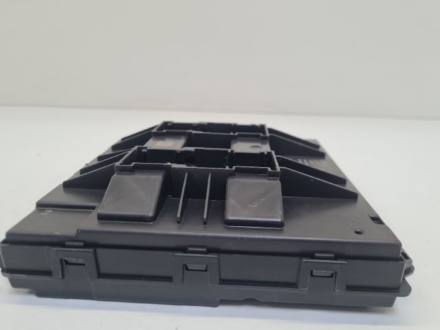 bontott VW POLO V Biztosítéktábla Utastér