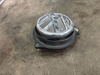 bontott VW POLO V Csomagtér Nyitó Kar / Gomb