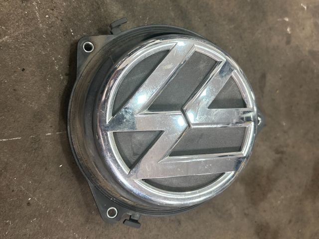 bontott VW POLO V Csomagtér Nyitó Kar / Gomb