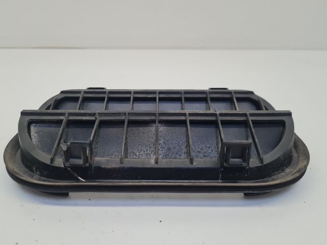 bontott VW POLO V Csomagtér Szellőző Hátsó