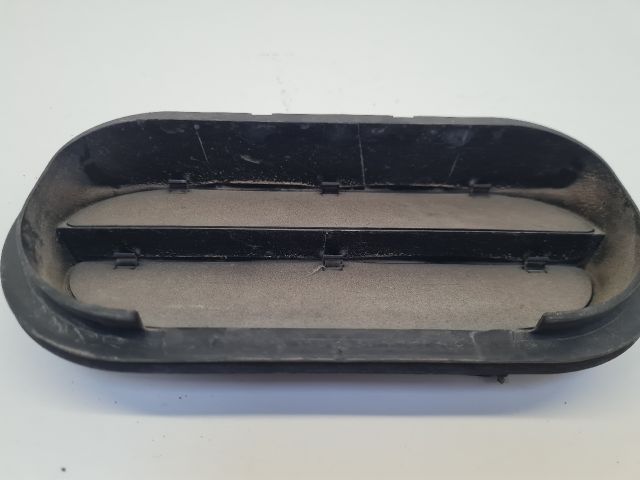 bontott VW POLO V Csomagtér Szellőző Hátsó