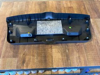 bontott VW POLO V Csomagtérajtó Burkolat Alsó